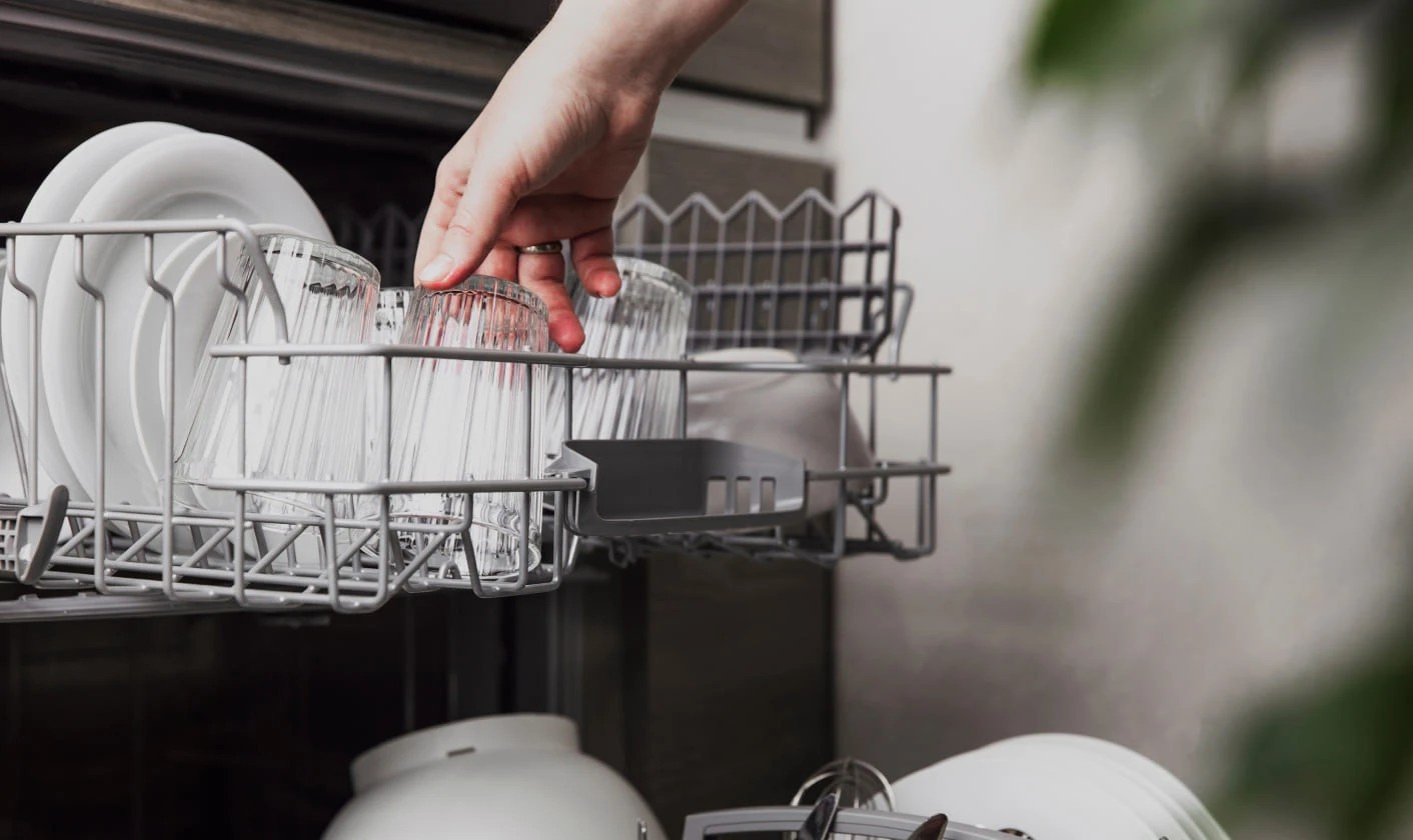 Как справиться с накипью — жесткая вода и посудомоечная машина