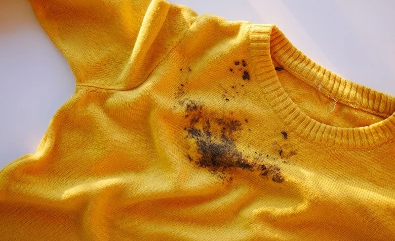 Как отстирать мазут и чем отстирать машинное масло