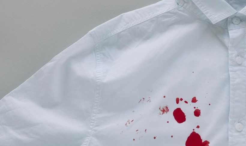 Как удалить пятна крови с одежды и тканей 